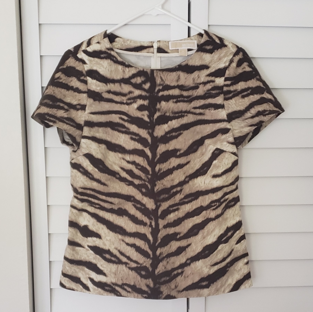 Michael Kors Women's Brown Tan Tiger Print Bluse Short Sleeves Size M - Picture 2 of 13